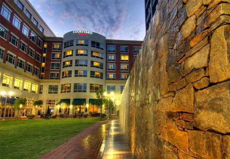 Courtyard By Marriott Greenville Downtown Ngoại thất bức ảnh