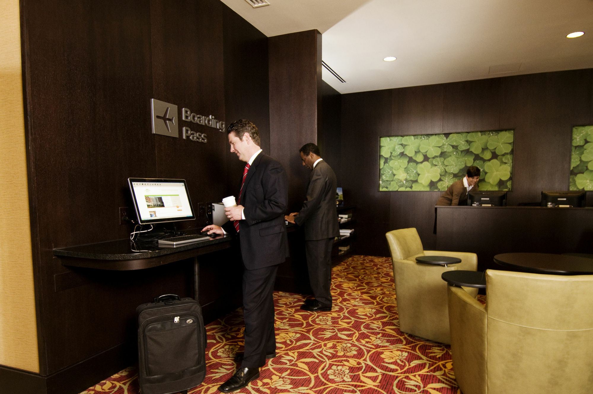 Courtyard By Marriott Greenville Downtown Ngoại thất bức ảnh