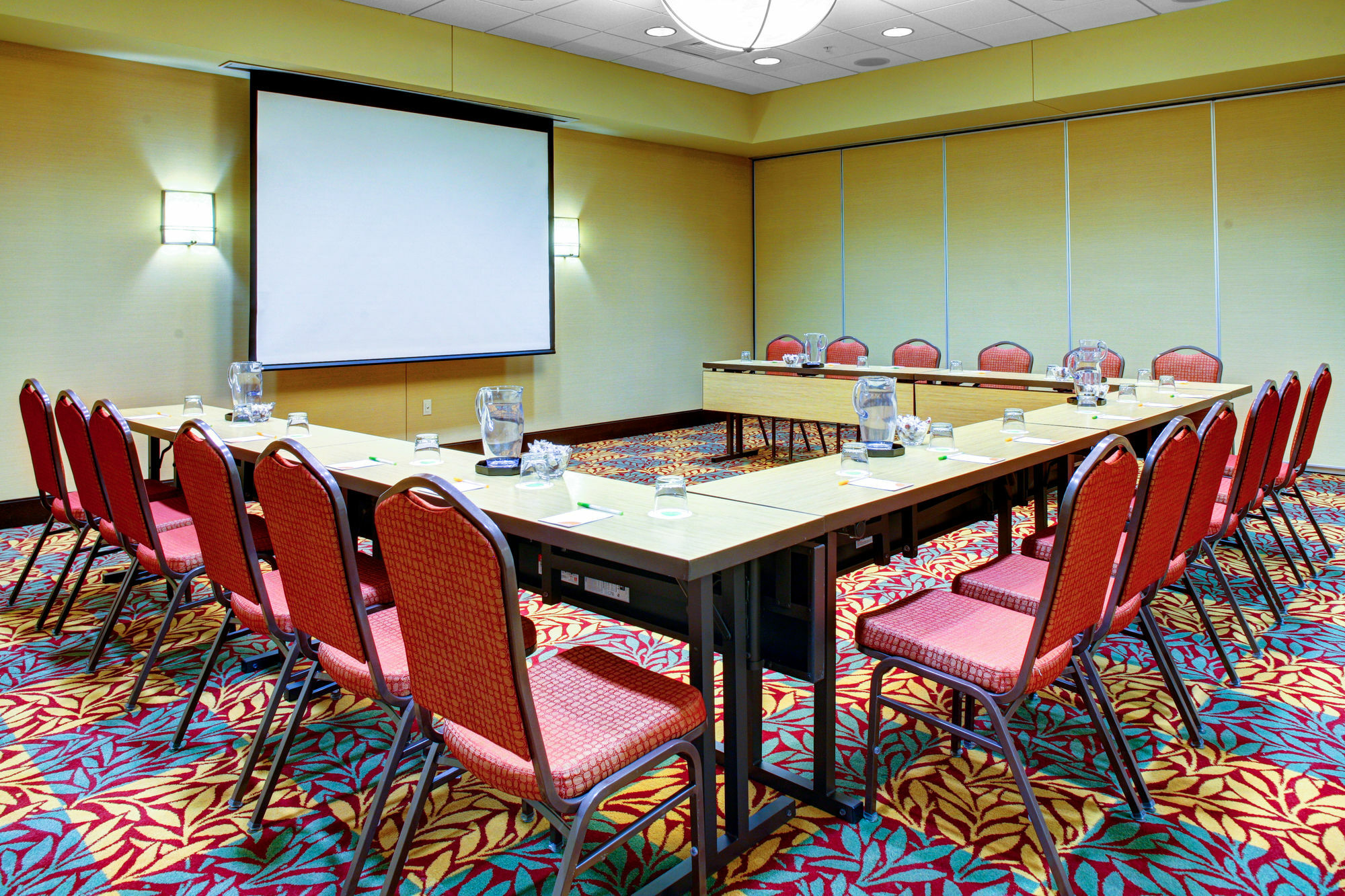 Courtyard By Marriott Greenville Downtown Ngoại thất bức ảnh