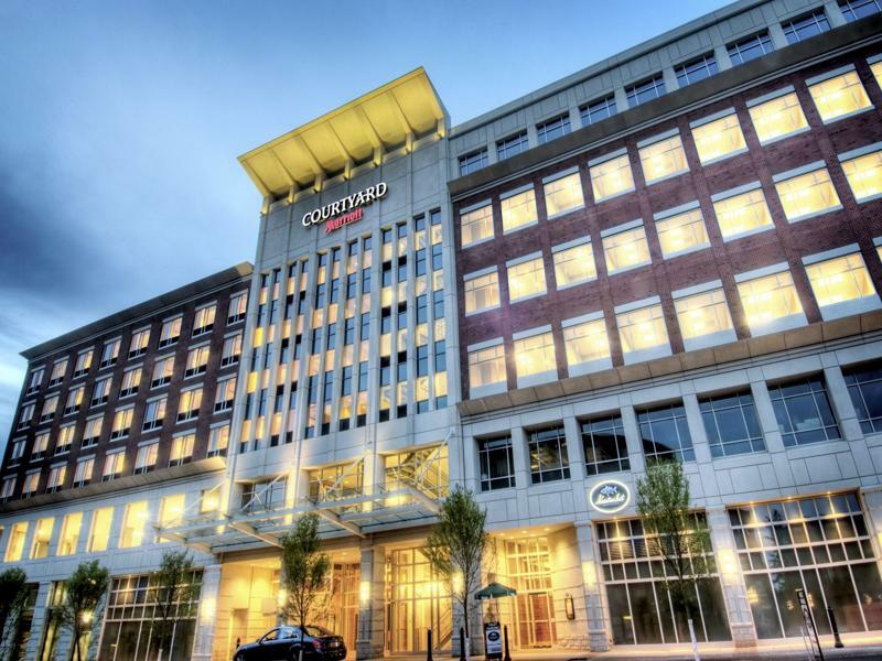 Courtyard By Marriott Greenville Downtown Ngoại thất bức ảnh