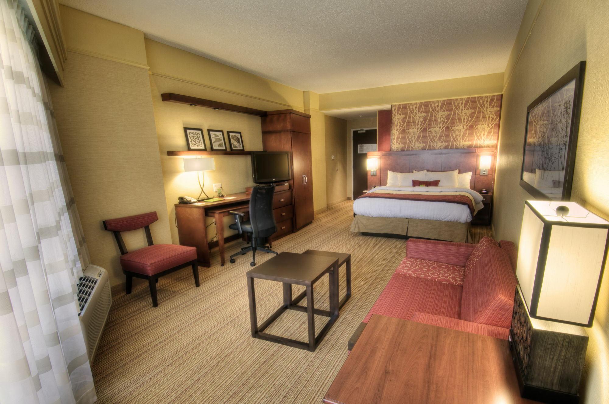 Courtyard By Marriott Greenville Downtown Ngoại thất bức ảnh