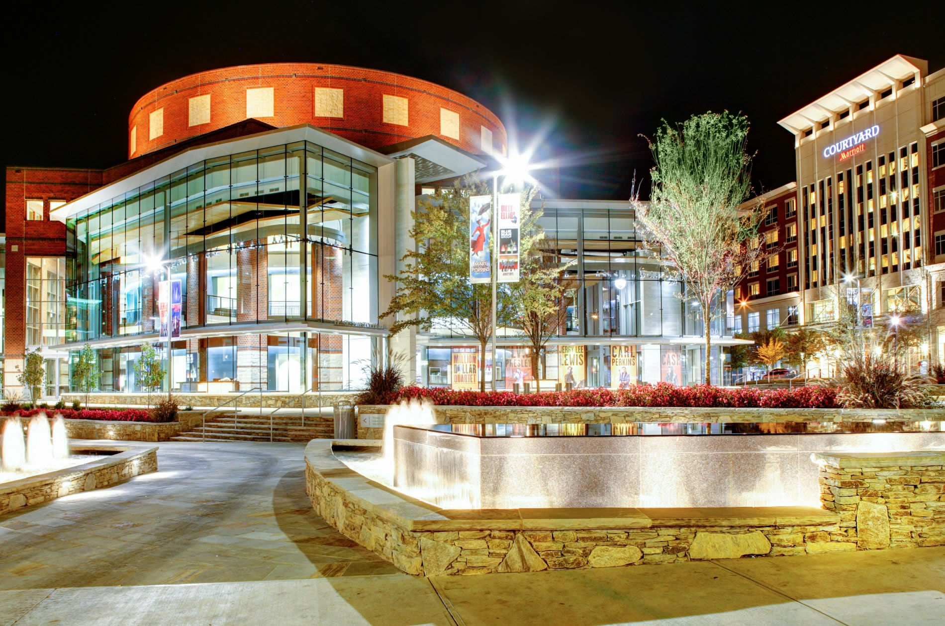 Courtyard By Marriott Greenville Downtown Ngoại thất bức ảnh